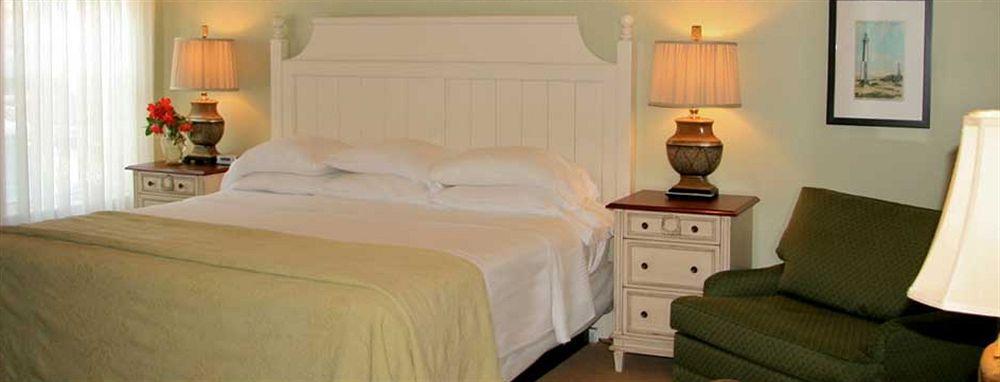 Beach Spa Bed & Breakfast Вирджиния-Бич Экстерьер фото