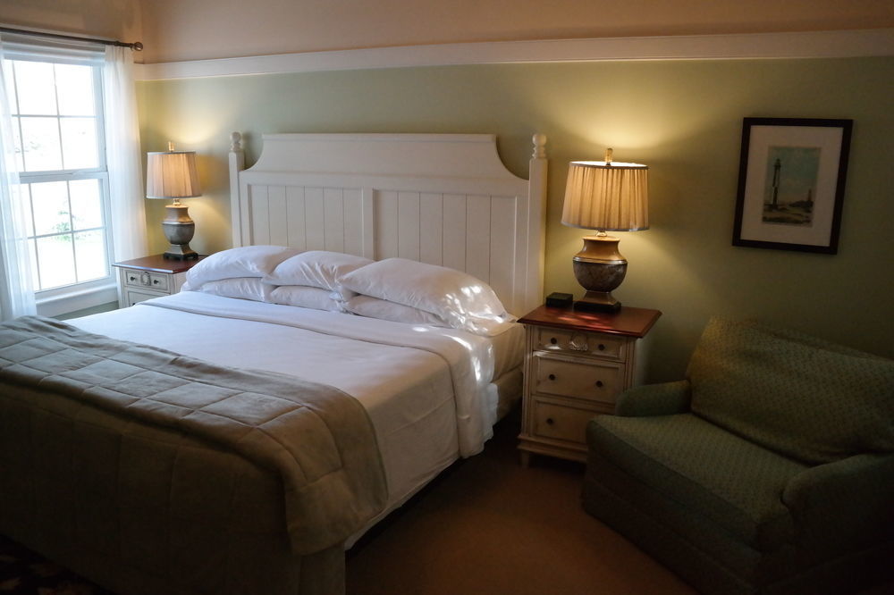 Beach Spa Bed & Breakfast Вирджиния-Бич Экстерьер фото